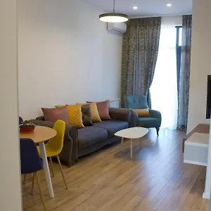 Sameba Luxury, Golden View Тбилиси